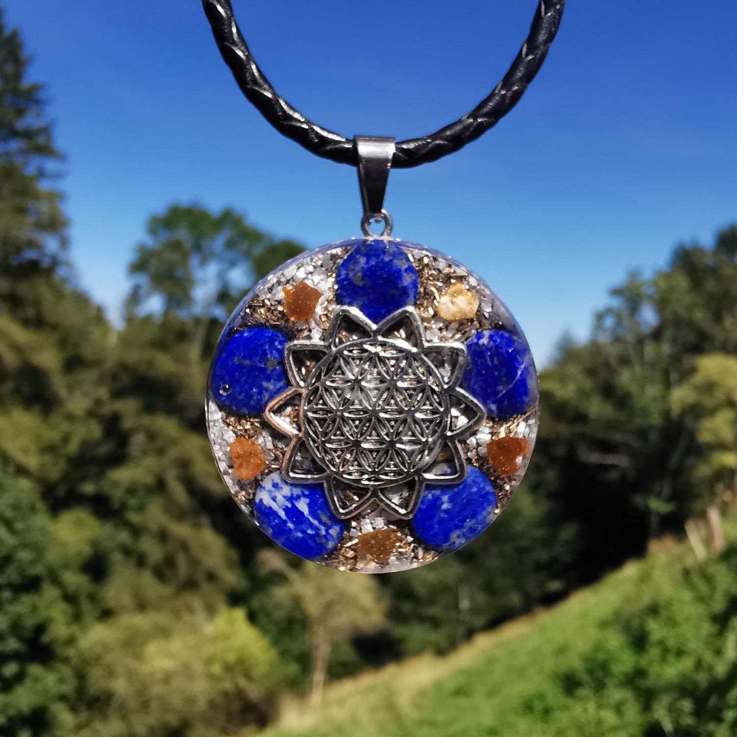 Grosser Orgone Anhänger WAHRHEIT mit LAPISLAZULI Lebensblume silber