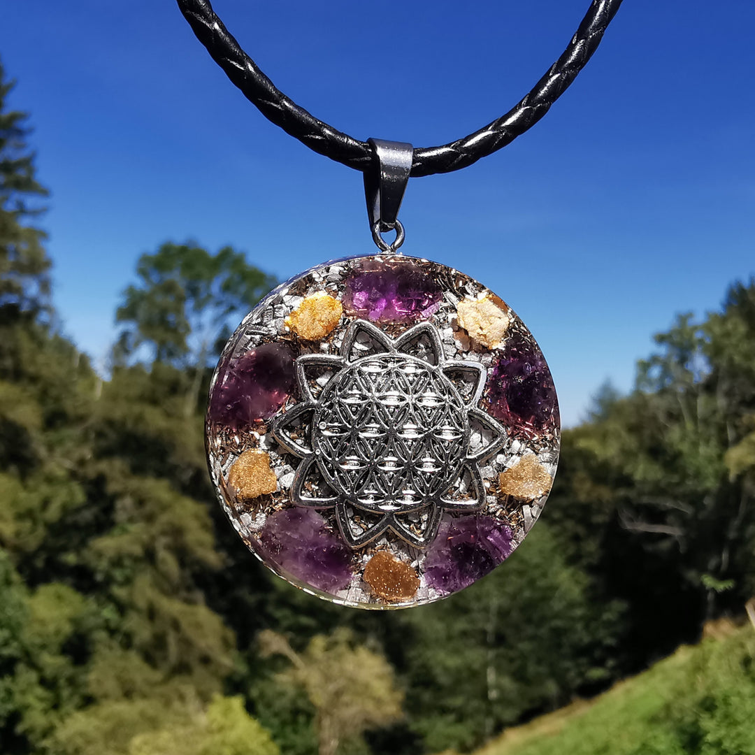 Orgone Anhänger gross TRANSFORMATION mit AMETHYST Lebensblume silber