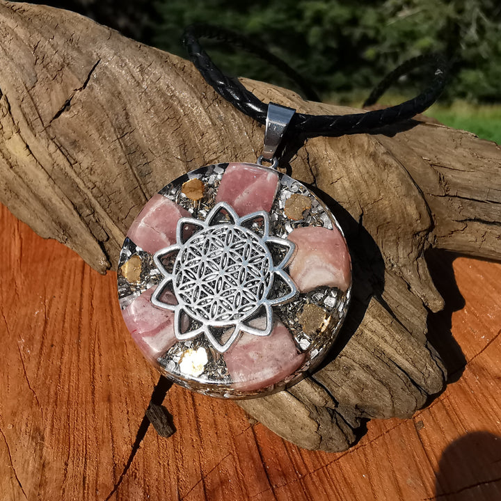 Orgone Anhänger gross LIEBE mit RHODOCHROSIT Lebensblume silber