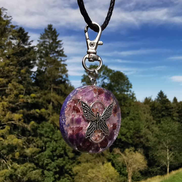 Orgone Anhänger gross TRANSFORMATION Amethyst & Granat mit Karabiner