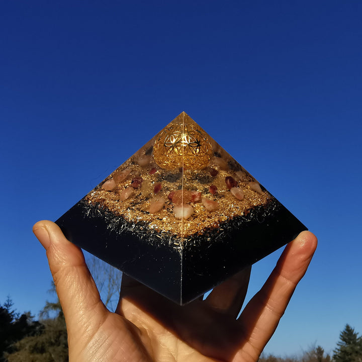 Orgone Cheops Pyramide ZUVERSICHT Goldtopas Skapolith Sonnenstein Zirkon →9.5cm ↑5.5cm