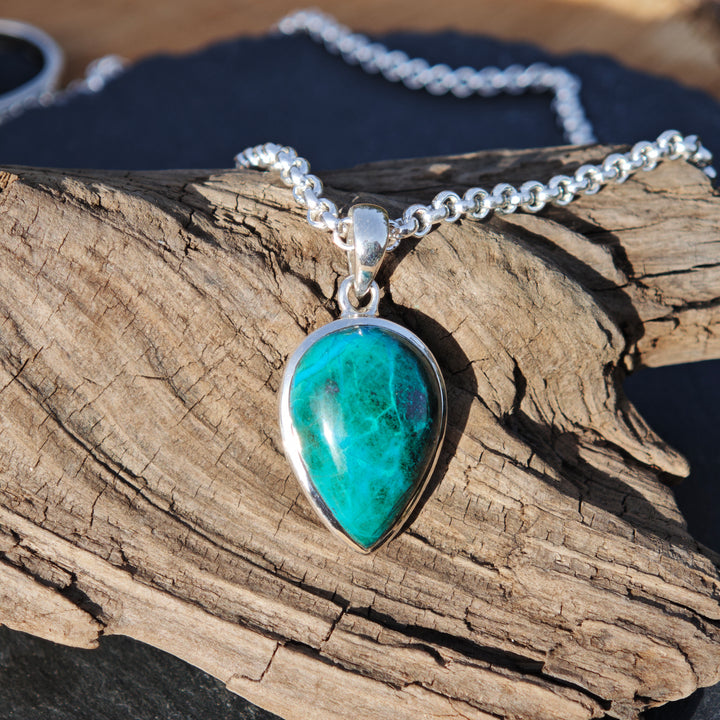 Chrysokoll (Ausgeglichenheit) Tropfen gefasst in Silber 925