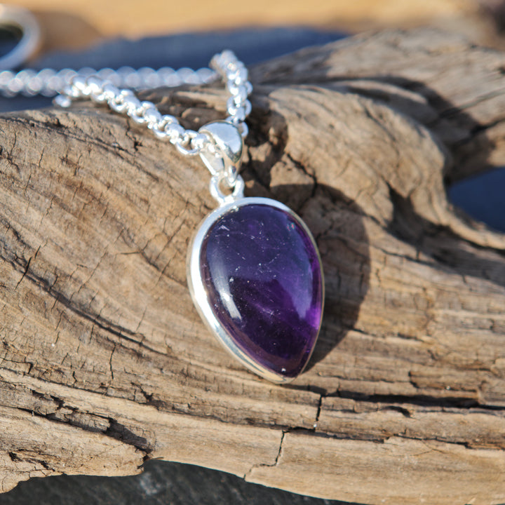 Amethyst Tropfen gefasst in Silber 925