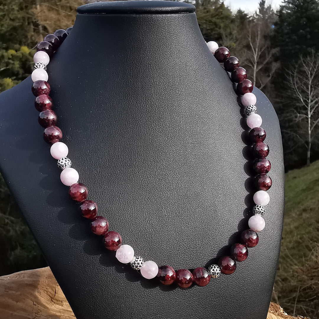 Edelsteinkette WIDERSTANDKRAFT mit Granat & Kunzit 8mm Kugeln S925