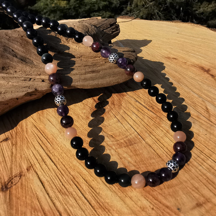 Edelsteinkette ZUFRIEDENHEIT mit Regenbogenobsidian Sonnenstein Granat & Amethyst 6mm Kugeln S925