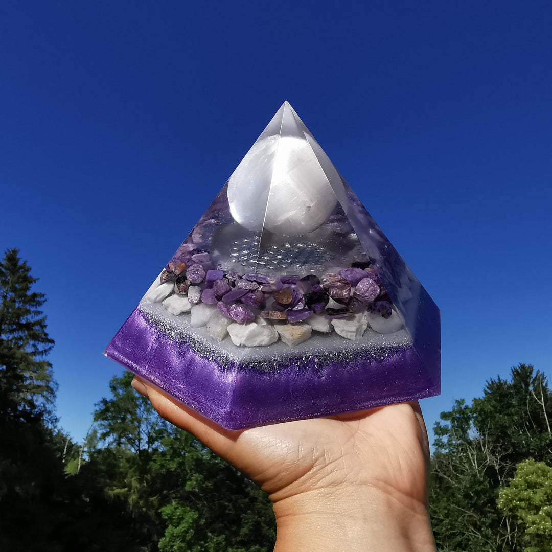 Orgone Hexagonal Pyramide STILLE 19cm