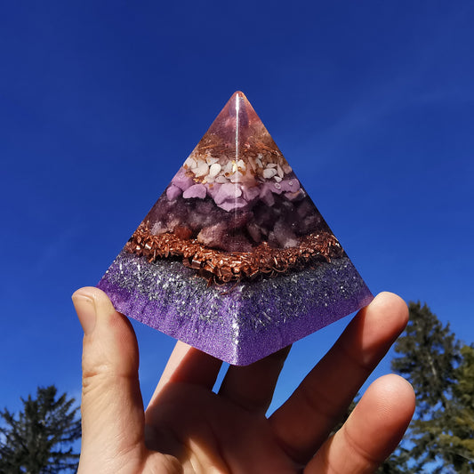 Orgone Pyramide HERZKRAFT 7cm